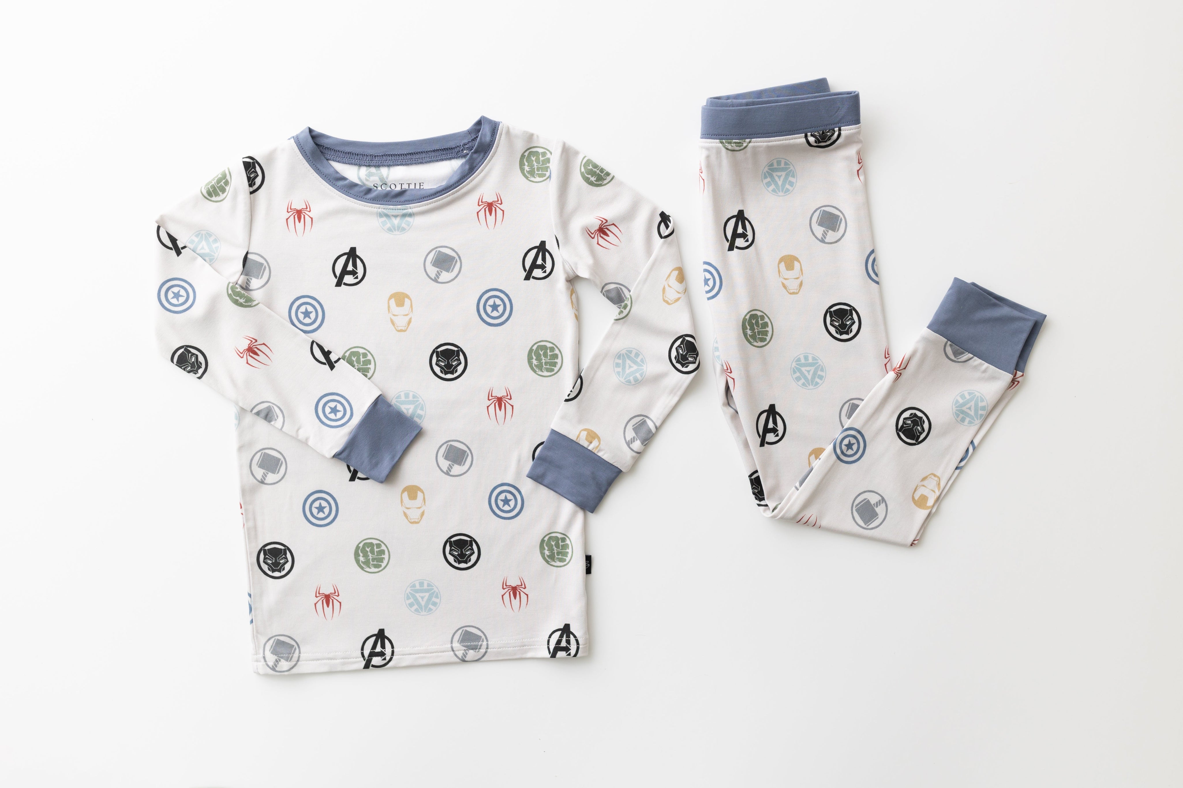 Marvel-ous Dreams: 2 Piece Set