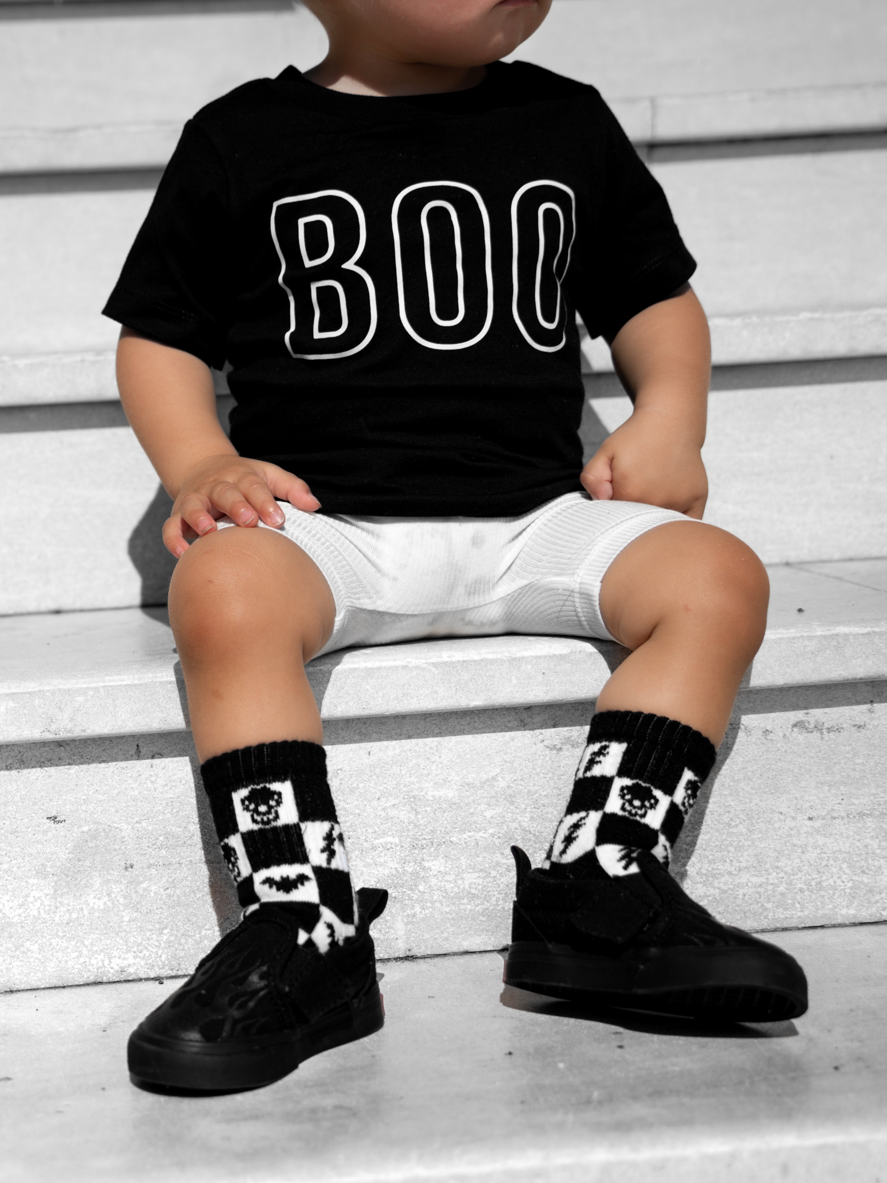BOO