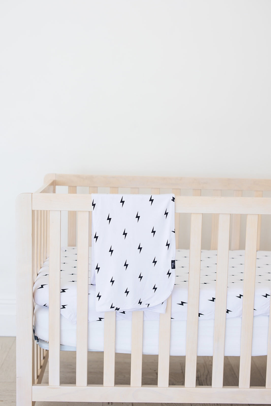 Garth - Lightweight Blanket