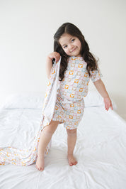 Checkerboard Charm - Lightweight Blanket