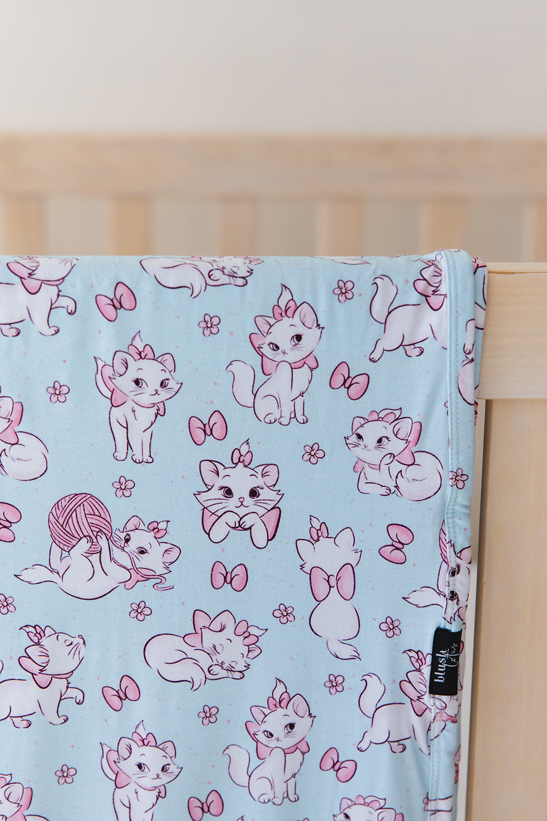 Marie - Lightweight Blanket