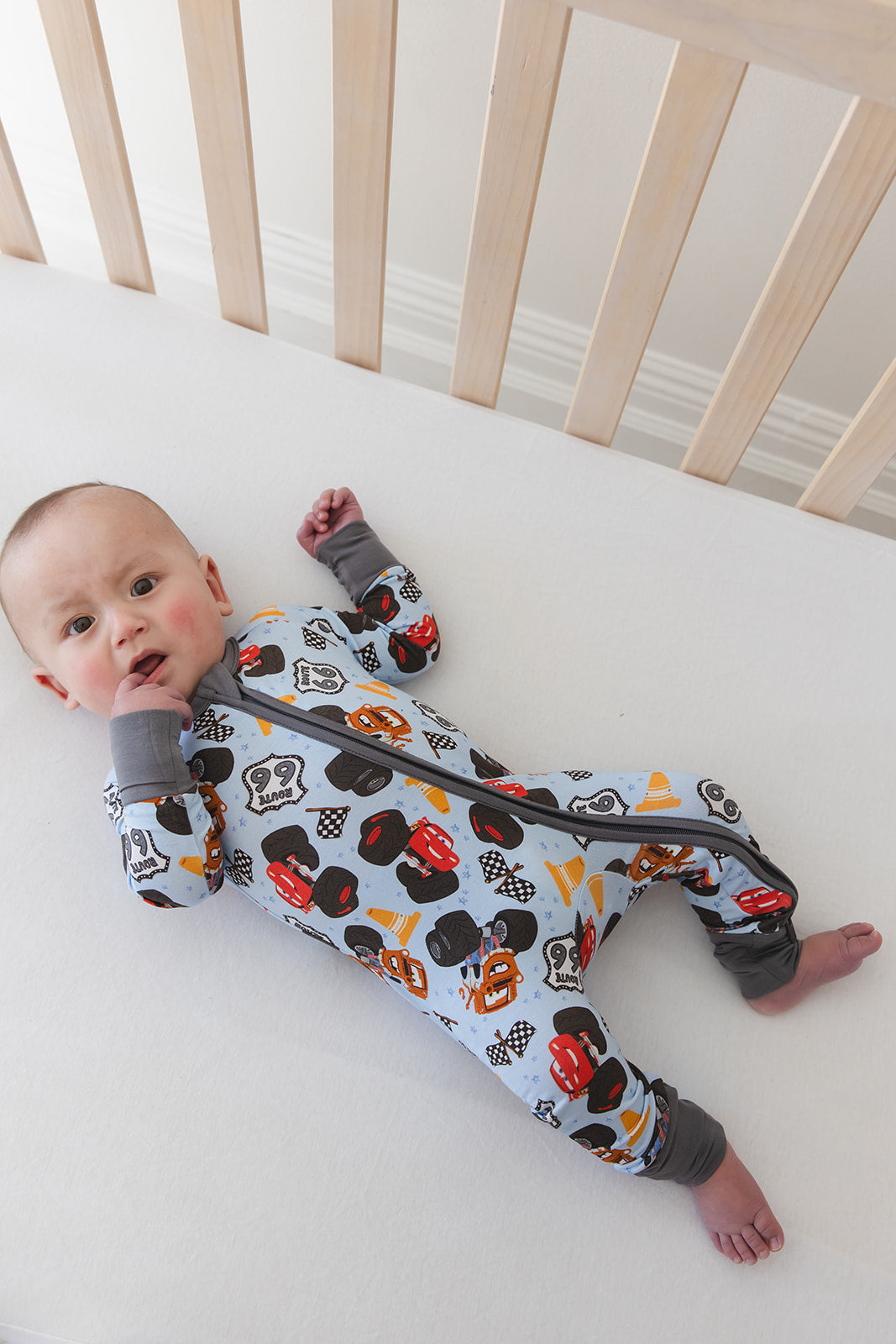 Trendy Bamboo Baby Zip Rompers – Soft, Stretchy & Thermoregulating ...