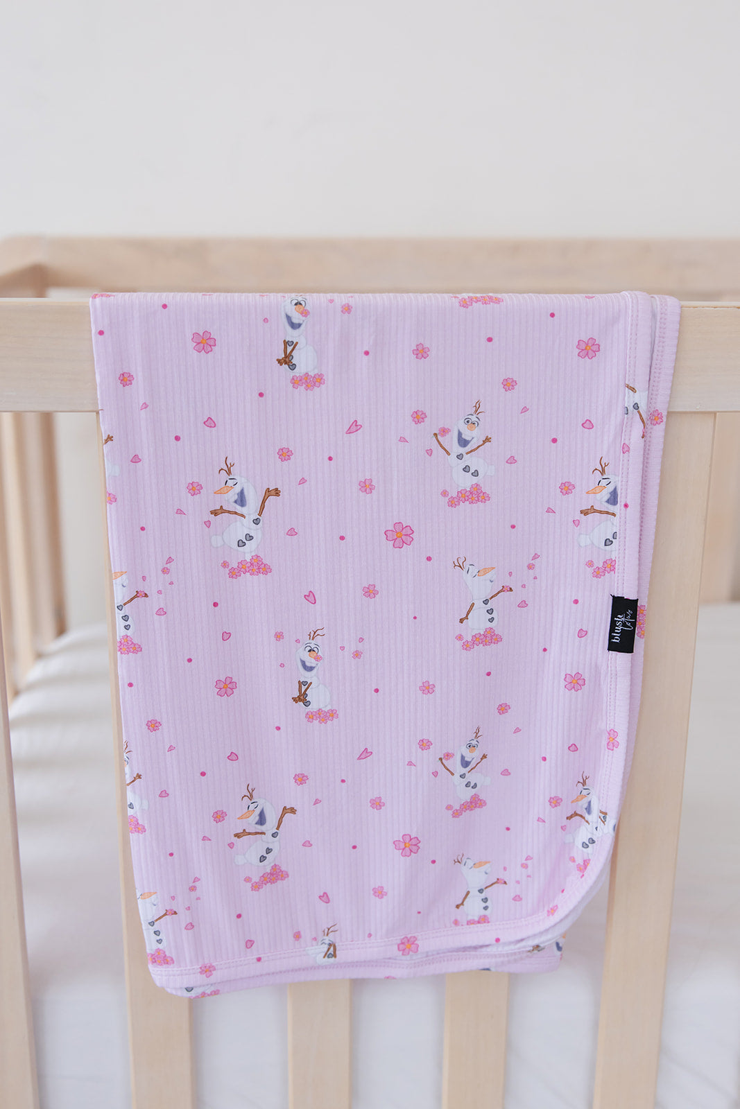 Pink Flurry (ribbed) - Lightweight Blanket