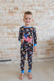 Red, Woof & Blue: 2 Piece Set