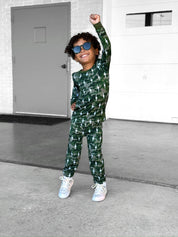 Bamboo Two Piece Set | Green Camo Bolts