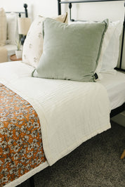 Magnolia Floral Twin Muslin Quilt
