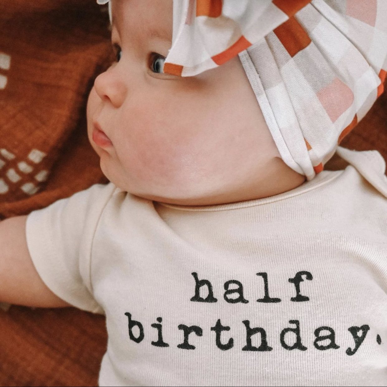 half-birthday-organic-cotton-bodysuit-781853.jpg