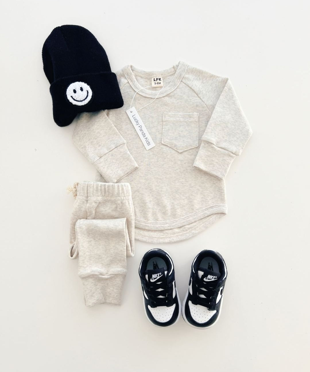 lounge-set-oatmeal-743070.jpg