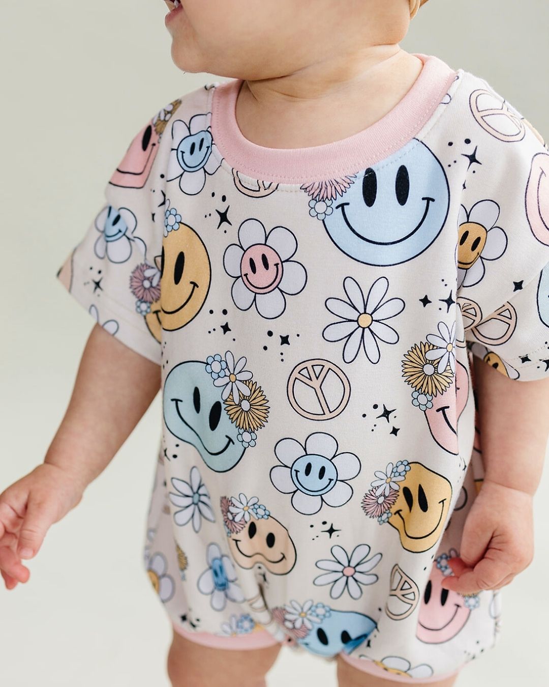 short-sleeve-bubble-romper-groovy-girl-365864.jpg