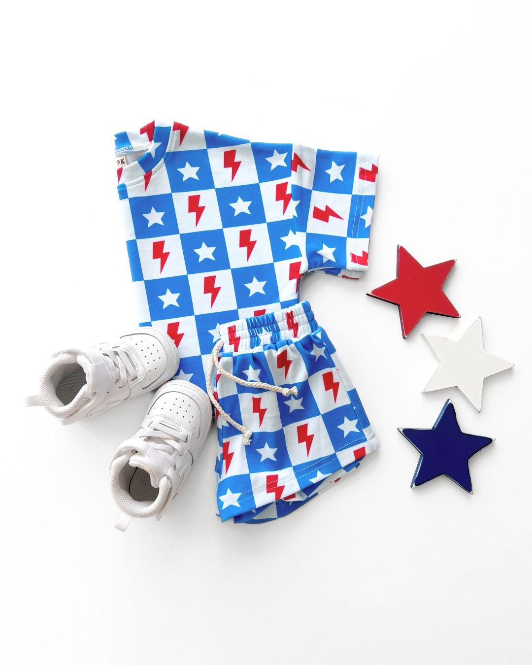 shorts-set-checks-stars-773146.jpg